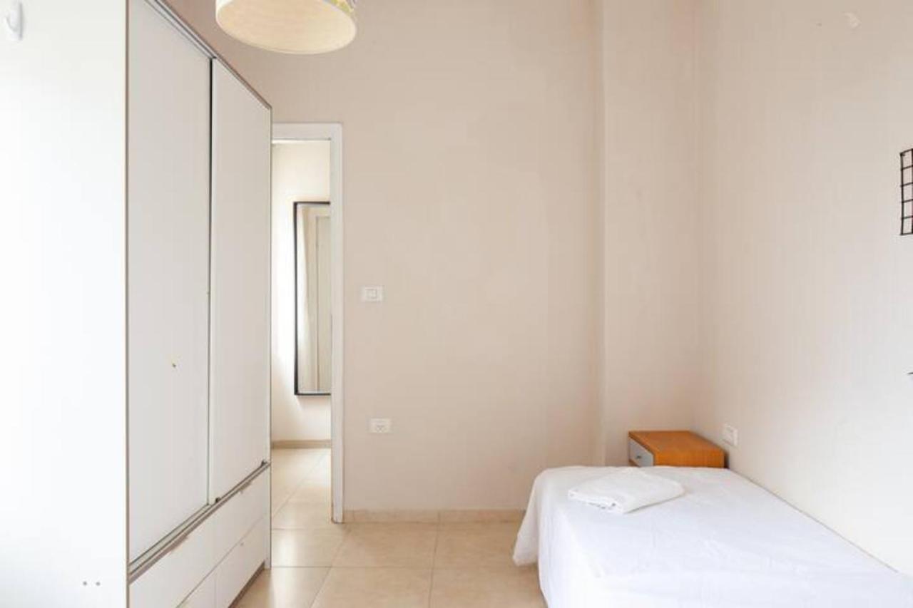 Apartment Ourplace Nachalat Binyamin Tel Aviv